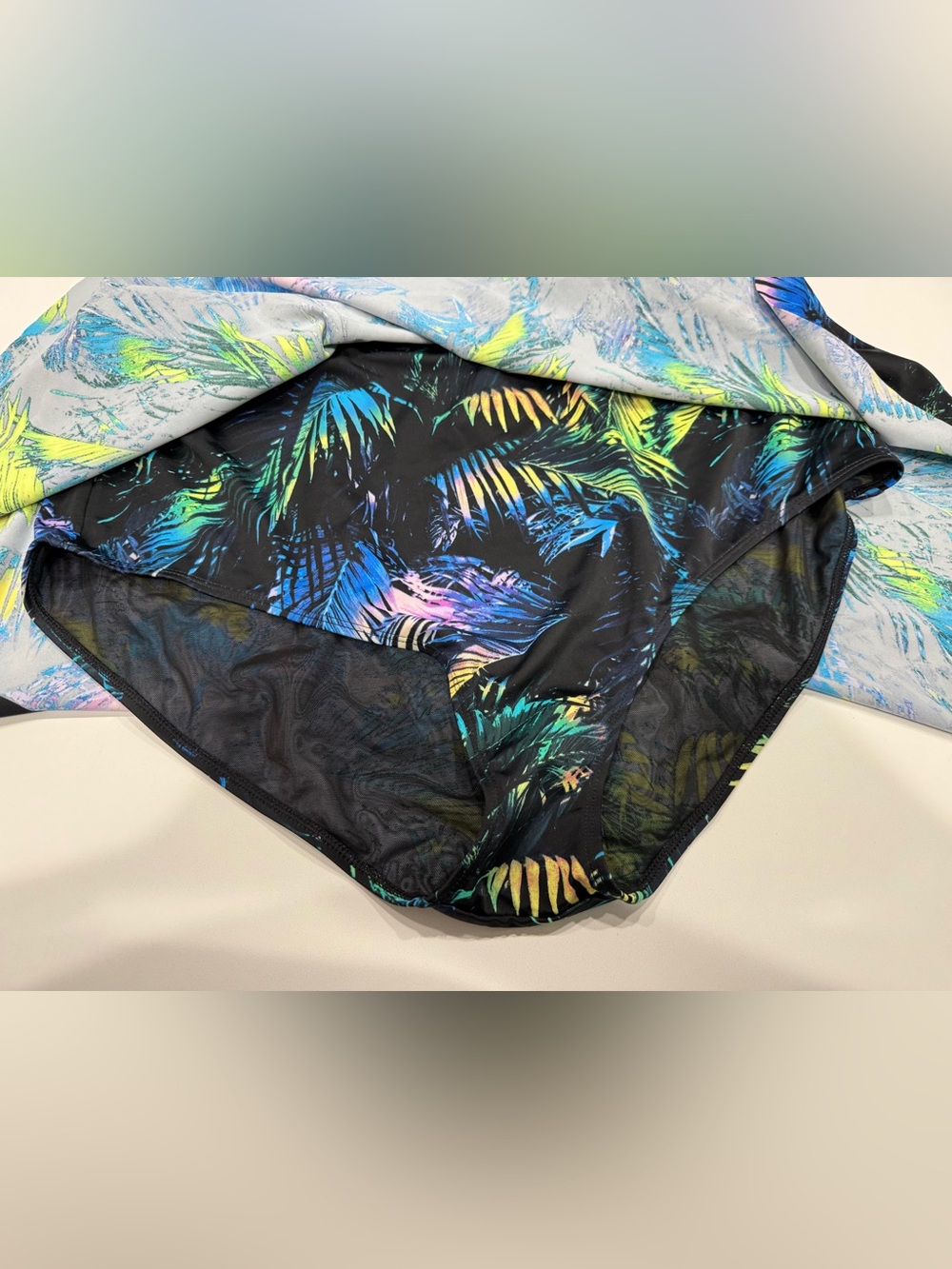 Torrid Women’s Plus Size 3 Tropical Shadows Floral Print swim suit  Skort - Picture 6 of 7